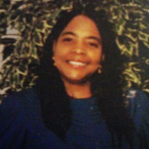 Meet your Posher, Selena